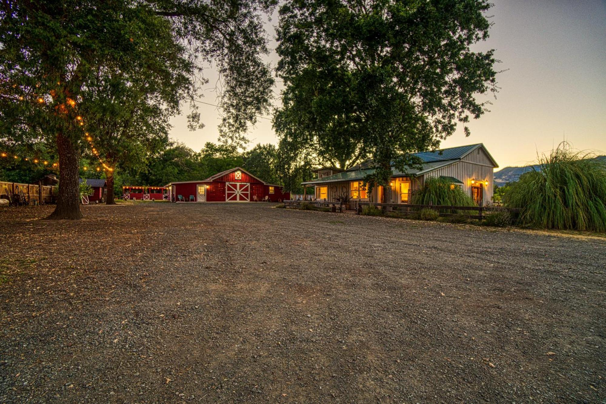 הוילה Upper Lake Soul Whispering Ranch Retreat מראה חיצוני תמונה